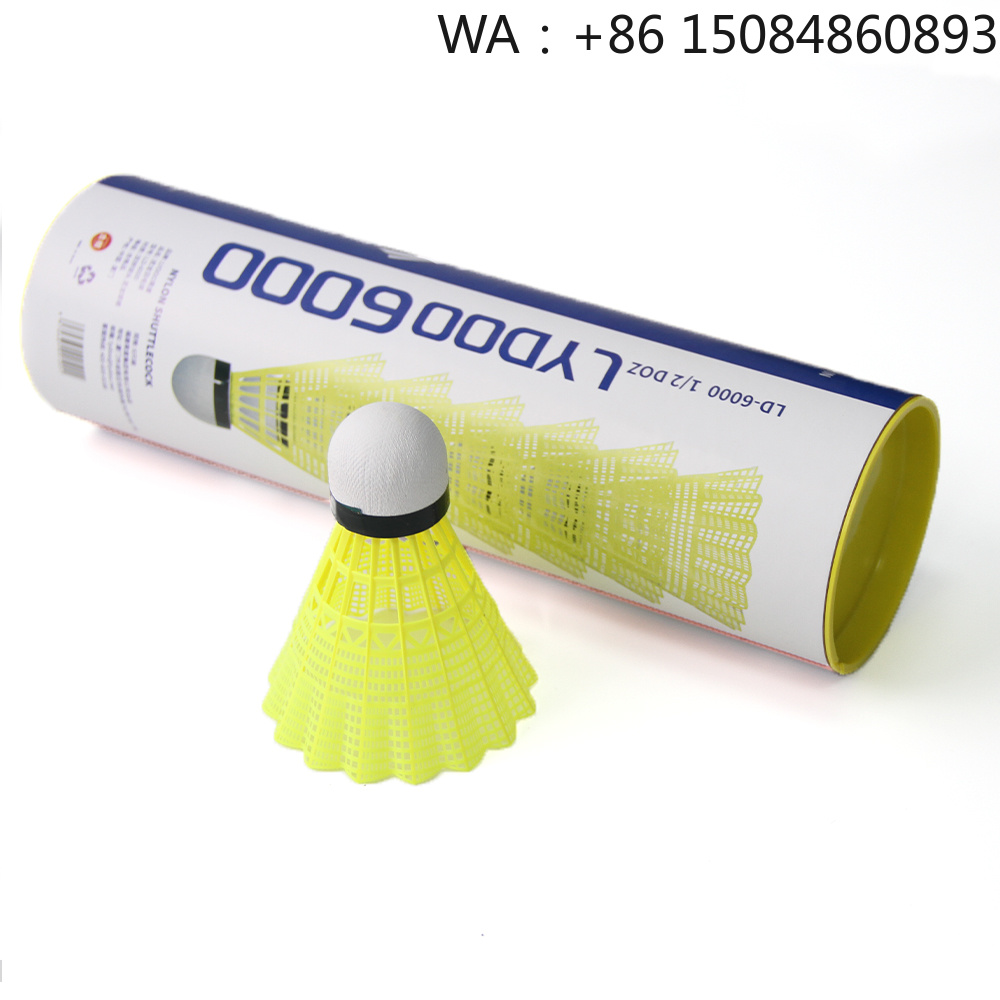 Volani da badminton di grado A - Nylon Shuttlecock 12 recensione e prezzo