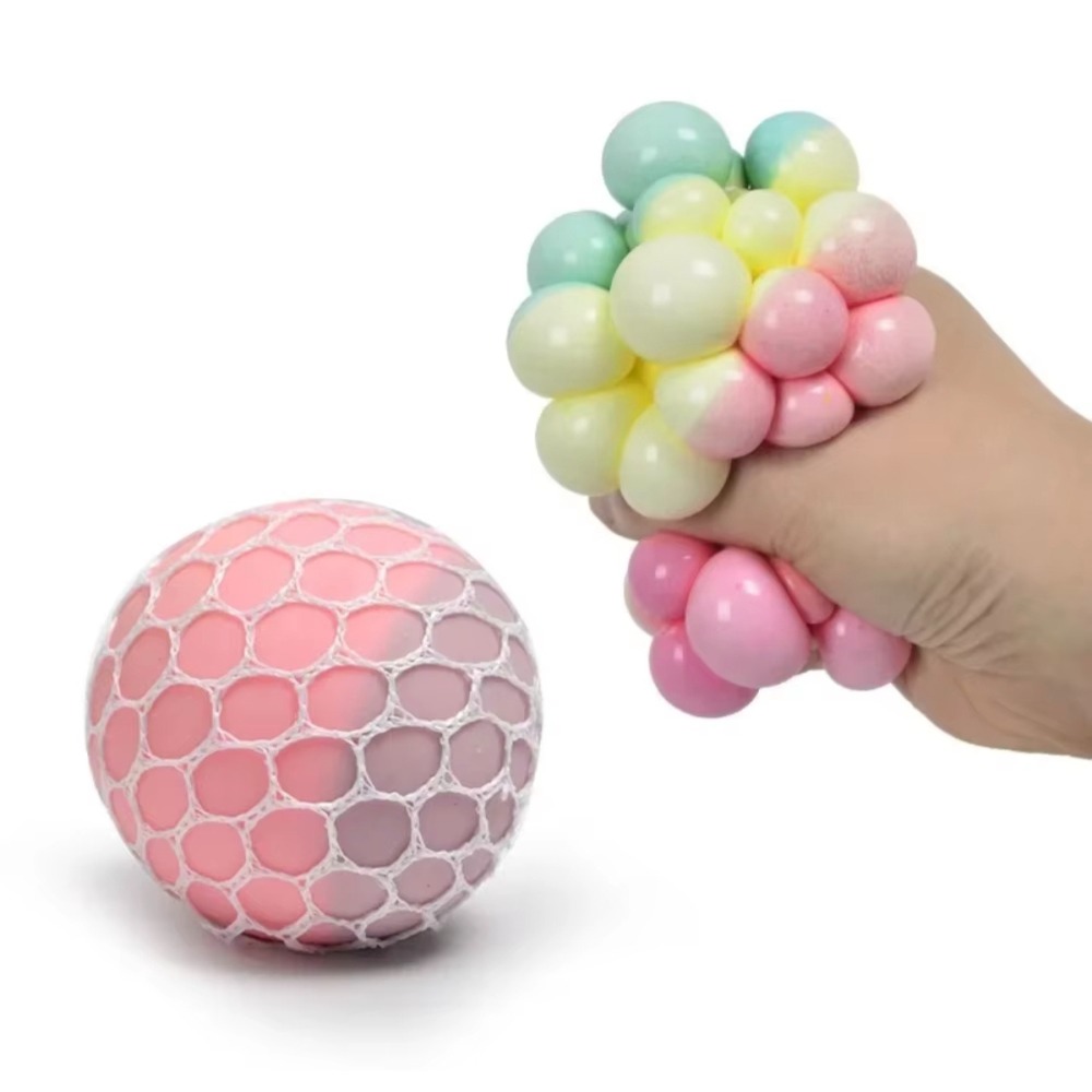 Palla Antistress a Forma di Uv - Badminton Yonex Nanoflare recensione e prezzo